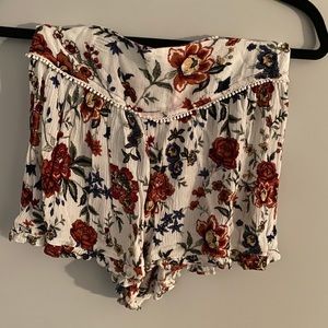 floral shorts